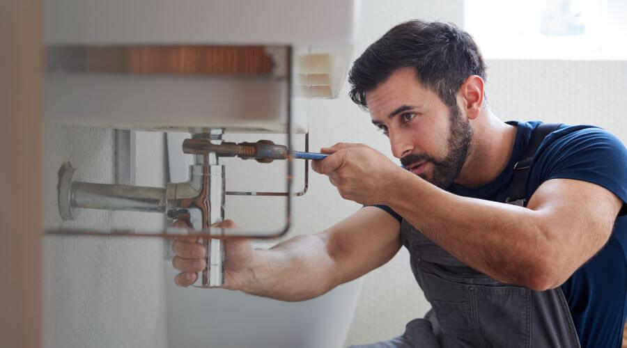 Electric water heater repair in La Plata, MD